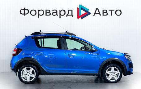Renault Sandero II рестайлинг, 2017 год, 890 000 рублей, 8 фотография