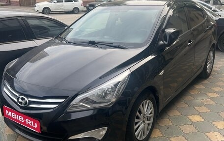 Hyundai Solaris II рестайлинг, 2014 год, 1 200 000 рублей, 1 фотография