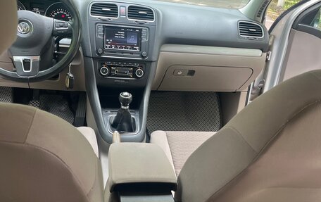 Volkswagen Golf VI, 2011 год, 990 000 рублей, 15 фотография