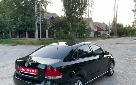 Volkswagen Polo VI (EU Market), 2013 год, 780 000 рублей, 3 фотография
