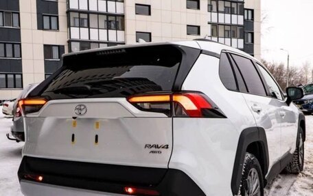 Toyota RAV4, 2025 год, 3 740 000 рублей, 4 фотография