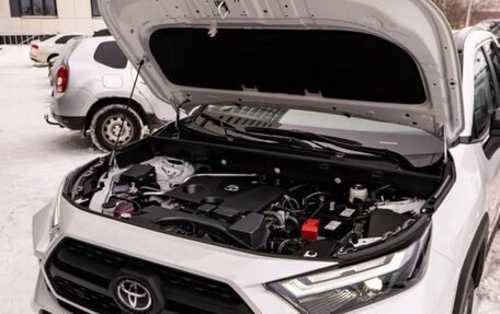 Toyota RAV4, 2025 год, 3 740 000 рублей, 13 фотография