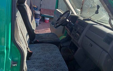 Volkswagen Transporter T4, 2001 год, 1 100 000 рублей, 8 фотография