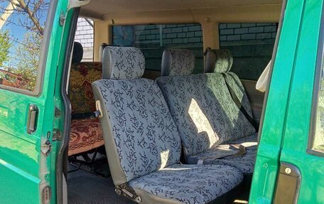 Volkswagen Transporter T4, 2001 год, 1 100 000 рублей, 6 фотография