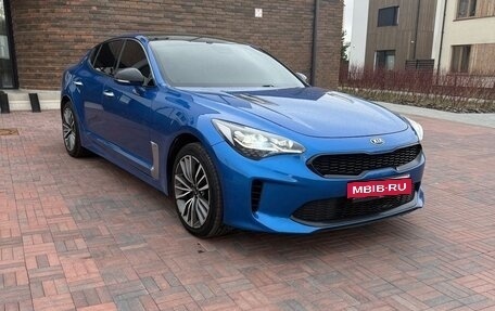 KIA Stinger I, 2018 год, 2 350 000 рублей, 2 фотография