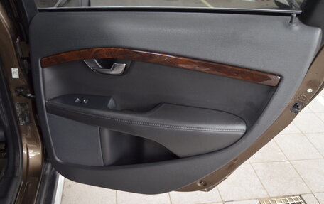 Volvo XC70 II рестайлинг, 2012 год, 1 380 000 рублей, 22 фотография