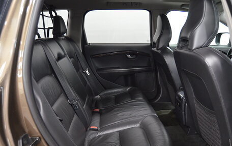 Volvo XC70 II рестайлинг, 2012 год, 1 380 000 рублей, 23 фотография