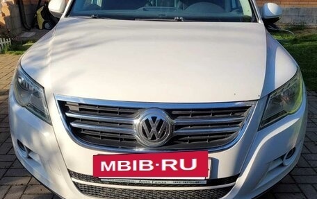 Volkswagen Tiguan I, 2011 год, 1 400 000 рублей, 2 фотография