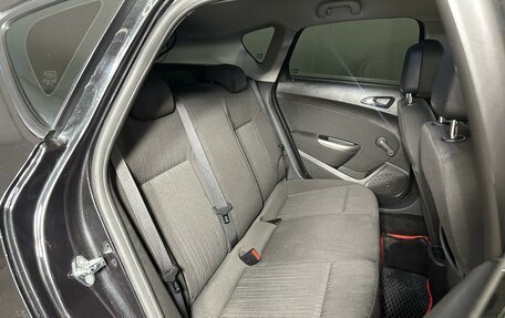 Opel Astra J, 2011 год, 640 000 рублей, 7 фотография