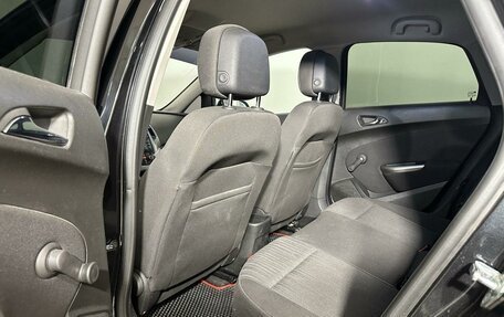 Opel Astra J, 2011 год, 640 000 рублей, 11 фотография
