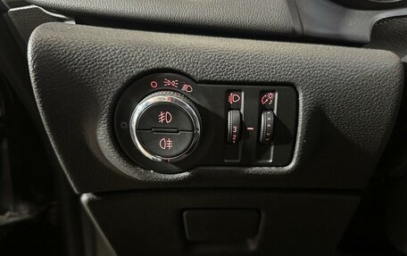 Opel Astra J, 2011 год, 640 000 рублей, 19 фотография