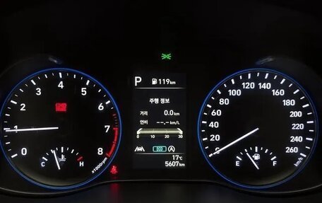 Hyundai Kona I, 2022 год, 1 733 000 рублей, 6 фотография