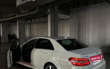 Mercedes-Benz E-Класс, 2011 год, 1 900 000 рублей, 7 фотография
