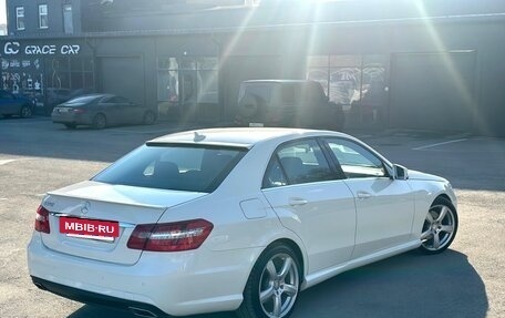 Mercedes-Benz E-Класс, 2011 год, 1 900 000 рублей, 11 фотография