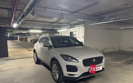 Jaguar E-Pace, 2018 год, 3 200 000 рублей, 7 фотография