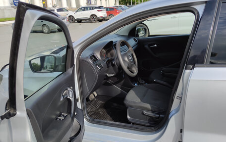 Volkswagen Polo VI (EU Market), 2011 год, 629 000 рублей, 18 фотография