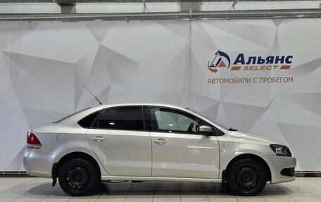 Volkswagen Polo VI (EU Market), 2012 год, 700 000 рублей, 2 фотография