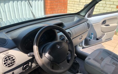 Renault Kangoo II рестайлинг, 2005 год, 495 000 рублей, 11 фотография