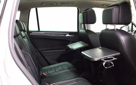 Volkswagen Tiguan II, 2017 год, 2 217 000 рублей, 16 фотография