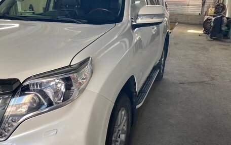 Toyota Land Cruiser Prado 150 рестайлинг 2, 2016 год, 4 800 000 рублей, 9 фотография