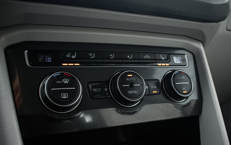 Volkswagen Tiguan II, 2017 год, 2 100 000 рублей, 21 фотография