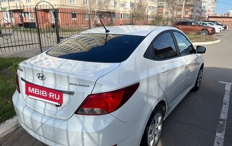 Hyundai Solaris II рестайлинг, 2015 год, 1 400 000 рублей, 9 фотография