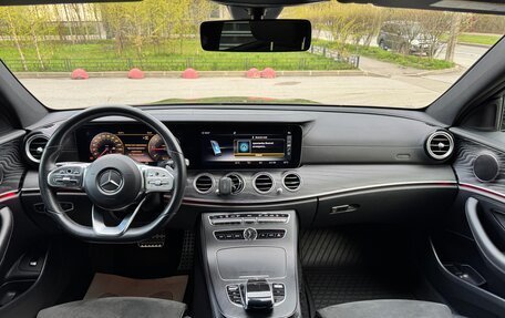 Mercedes-Benz E-Класс, 2018 год, 3 350 000 рублей, 16 фотография
