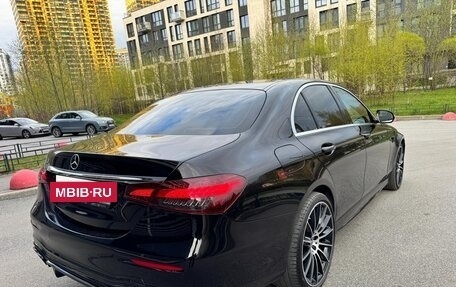 Mercedes-Benz E-Класс, 2018 год, 3 350 000 рублей, 26 фотография
