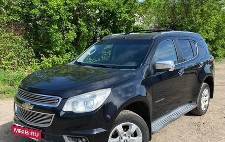 Chevrolet TrailBlazer II, 2013 год, 2 050 000 рублей, 2 фотография