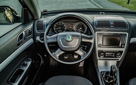 Skoda Octavia, 2011 год, 820 000 рублей, 14 фотография