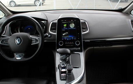 Renault Espace V рестайлинг, 2015 год, 1 595 000 рублей, 7 фотография
