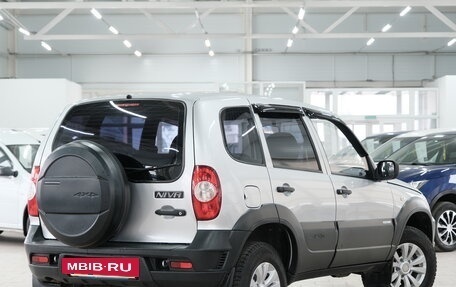 Chevrolet Niva I рестайлинг, 2011 год, 549 000 рублей, 7 фотография