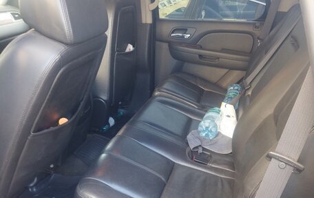 Chevrolet Tahoe III, 2008 год, 1 499 000 рублей, 4 фотография