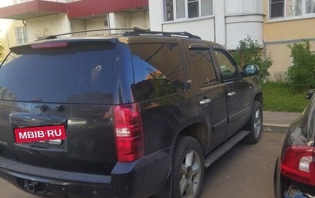 Chevrolet Tahoe III, 2008 год, 1 499 000 рублей, 2 фотография