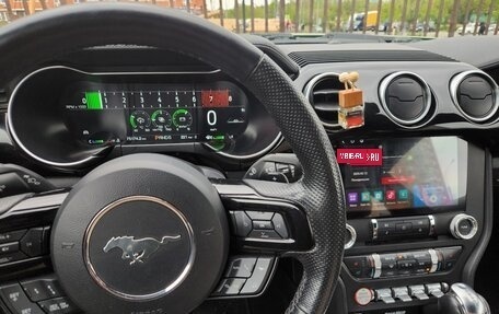 Ford Mustang VI рестайлинг, 2019 год, 2 750 000 рублей, 16 фотография