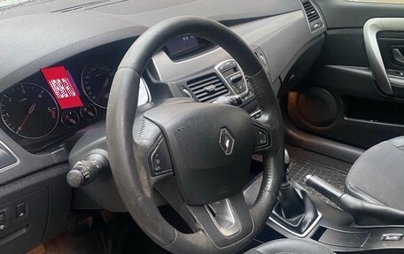 Renault Laguna III рестайлинг, 2010 год, 880 000 рублей, 6 фотография
