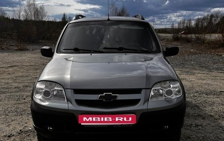 Chevrolet Niva I рестайлинг, 2009 год, 520 000 рублей, 6 фотография