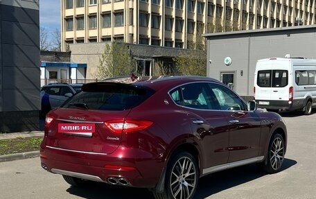 Maserati Levante I, 2017 год, 5 350 000 рублей, 10 фотография