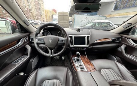 Maserati Levante I, 2017 год, 5 350 000 рублей, 24 фотография