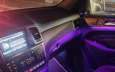Mercedes-Benz M-Класс, 2012 год, 2 950 000 рублей, 30 фотография