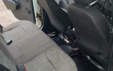 Renault Logan I, 2015 год, 420 000 рублей, 8 фотография