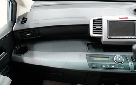 Honda Freed I, 2010 год, 1 239 000 рублей, 19 фотография