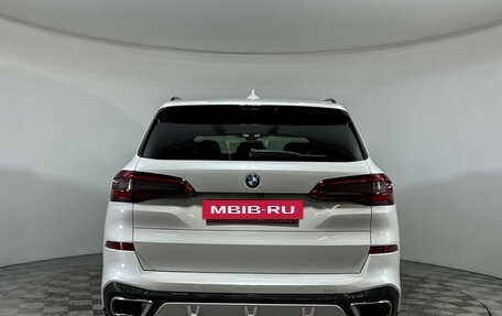 BMW X5, 2019 год, 6 197 000 рублей, 4 фотография