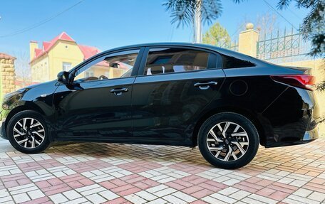 KIA Rio IV, 2021 год, 1 675 000 рублей, 8 фотография