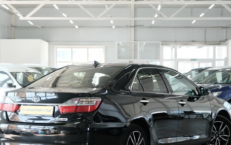 Toyota Camry, 2017 год, 2 599 000 рублей, 7 фотография