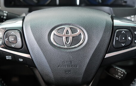 Toyota Camry, 2017 год, 2 599 000 рублей, 14 фотография