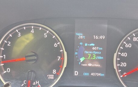 Toyota RAV4, 2021 год, 3 475 000 рублей, 7 фотография