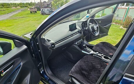 Mazda Demio IV, 2018 год, 1 345 000 рублей, 17 фотография