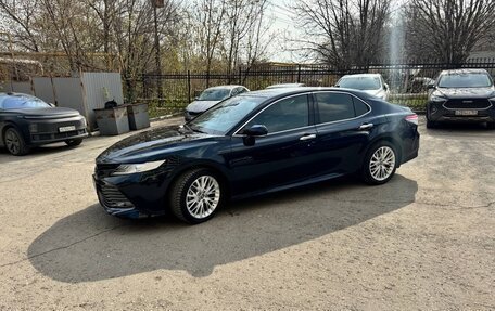 Toyota Camry, 2018 год, 2 980 000 рублей, 5 фотография