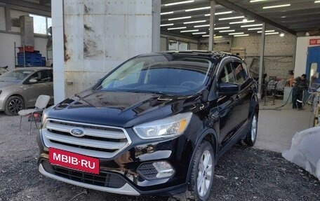 Ford Escape III, 2019 год, 1 655 000 рублей, 3 фотография